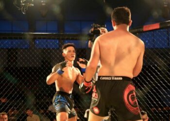 Espectacular función de MMA México en Playa del Carmen