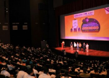Realizan simposio para prevención del suicidio