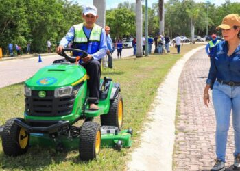 Solidaridad eficientiza la limpieza de las vialidades