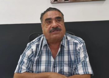 Denuncia "Chano" Toledo que supuestos empleados de CFE extorsionan comercios en Playa del Carmen