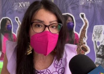 Saxofonista María Elena Ríos exige justicia para Yessenia, mujer quemada viva por su pareja