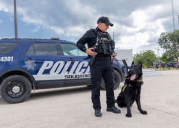 Binomios caninos refuerzan la seguridad en Solidaridad