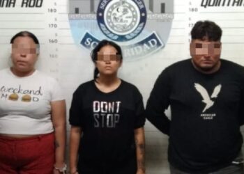 Policía Municipal de Solidaridad aseguro a 3 personas por el posible delito de robo de varios artículos digitales