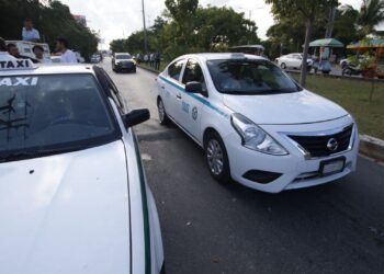 Preocupa a taxistas de Playa del Carmen el aumento en el número de asaltos