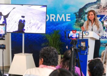 Fortalecen en Solidaridad obras, recoja de basura y tradiciones