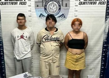 Por portación de drogas y un arma, detienen a cuatro personas en Playa del Carmen