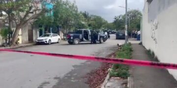 Sujetos disparan contra una vivienda en Villas del Sol de Playa del Carmen