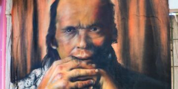 Realizan mural en honor a Paco de Lucía