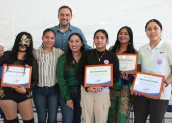 Destacan triunfos y logros de las mujeres en el mundo del deporte de contacto