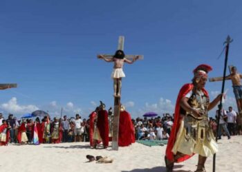 Se realizarán ocho viacrucis en Playa del Carmen este Viernes Santo