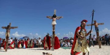 Se realizarán ocho viacrucis en Playa del Carmen este Viernes Santo