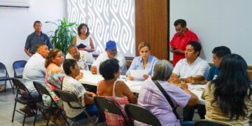 Comerciantes de Playa del Carmen resultan beneficiados tras acuerdo con el gobierno municipal