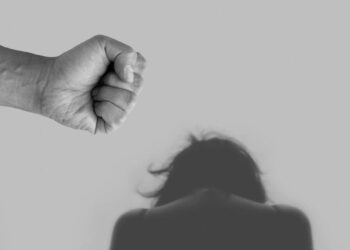 Feministas y autoridades trabajarán para atender casos de violencia de género en Playa del Carmen