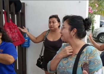 Acusan padres de familia a delegada sindical de impedir el funcionamiento de cámaras en escuela de Playa del Carmen