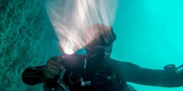 Acuden al rescate de buzo que se estaba quedando sin oxígeno en Playa del Carmen