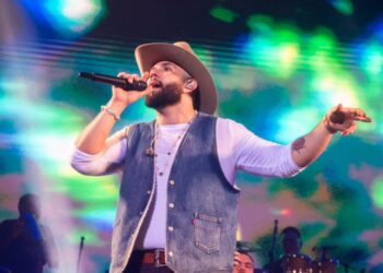 Carin León, Banda El Recodo y Alicia Villarreal estarán en la Feria del Carmen 2024