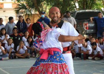 Refuerzan lazos culturales entre Solidaridad y Colombia