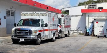 Lista, Cruz Roja en Cancún y Playa del Carmen ante el arribo del huracán "Beryl"