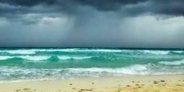 Pequeños hoteles de Playa del Carmen sí han sufrido cancelaciones debido al huracán "Beryl"