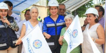 Logran histórica pavimentación en Solidaridad