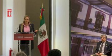 Reconocen gestión de Lili Campos por su lucha contra la violencia de género con los "Puntos Violetas"