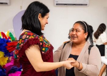 Apoyo total a madres trabajadoras refrenda Estefanía Mercado