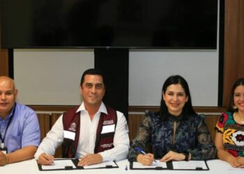 Llama Estefanía Mercado a enfrentar los nuevos retos turísticos de Solidaridad, con capacitación