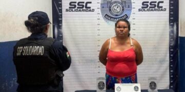 Detienen a Doña Onésima, mujer que mató con una escopeta a un perrito en Playa del Carmen