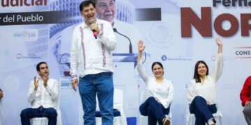 Que se oiga bien y se oiga lejos: ¡Playa del Carmen!: Gerardo Fernández Noroña