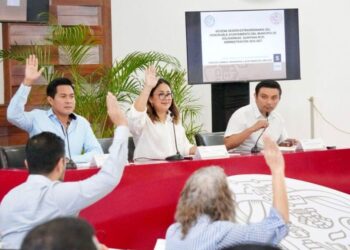 Aprueba Cabildo de Solidaridad proyecto de decreto para el cambio de nombre del municipio a Playa del Carmen