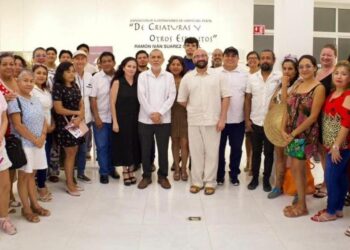 "De Criaturas y otros espantos", lo sobrenatural infantil en la Galería de Arte de Playa del Carmen