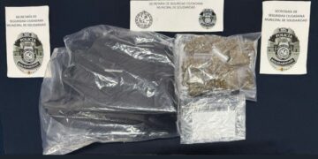 Detienen a mujer con 34 bolsitas de droga en Playa del Carmen