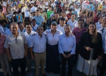 Estefanía Mercado reafirma compromiso con la educación, la salud y el transporte digno en Playa del Carmen