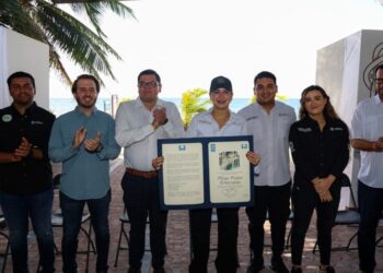 Playa del Carmen recibe ocho Distintivos Blue Flag y se reafirma como el destino turístico con más playas públicas en Quintana Roo