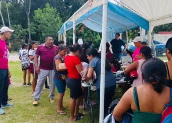 Gobierno de Estefanía Mercado acerca bienestar y servicios gratuitos a comunidades indígenas