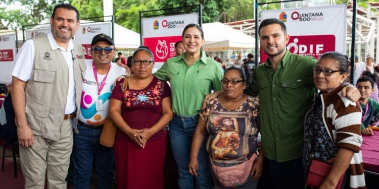 Los gobiernos de Mara Lezama y Estefanía Mercado acercan bienestar a miles de familias en Villas del Sol