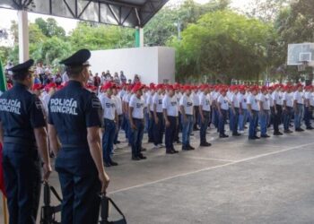 Participan 421 jóvenes en el Sorteo del Servicio Militar Nacional en Playa del Carmen