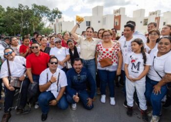 Playa del Carmen, primer municipio del país donde la presidenta Claudia Sheinbaum entrega viviendas del bienestar