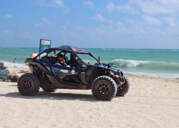 Gobierno de Playa del Carmen mantiene presencia permanente en playas para prevenir delitos