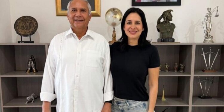 Estefanía Mercado se reúne con el fiscal Raciel López para fortalecer la estrategia de seguridad en Playa del Carmen