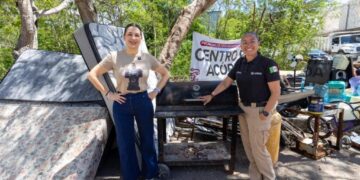 Estefanía Mercado encabeza jornada de servicios públicos en el fraccionamiento Cataluña