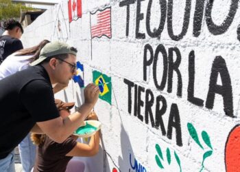 Estefanía Mercado y juventud playense impulsan conciencia ambiental con “Tequios por la Tierra y Murales Mundialistas”