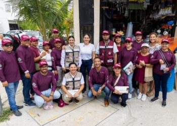 Estefanía Mercado acerca apoyos y capacitación a negocios de Playa del Carmen