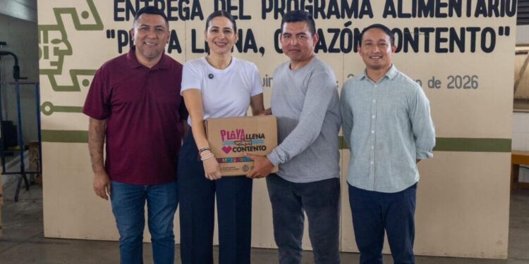 Estefanía Mercado fortalece la economía familiar con entrega de apoyo del programa “Playa Llena, Corazón Contento”