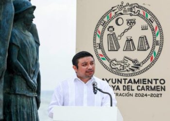 Gobierno de Estefanía Mercado conmemora el Día de la Marina Nacional