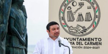Gobierno de Estefanía Mercado conmemora el Día de la Marina Nacional