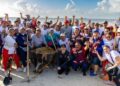 Más de 2 mil personas acompañan a Estefanía Mercado en mega brigada de limpieza de playas para hacer frente al sargazo